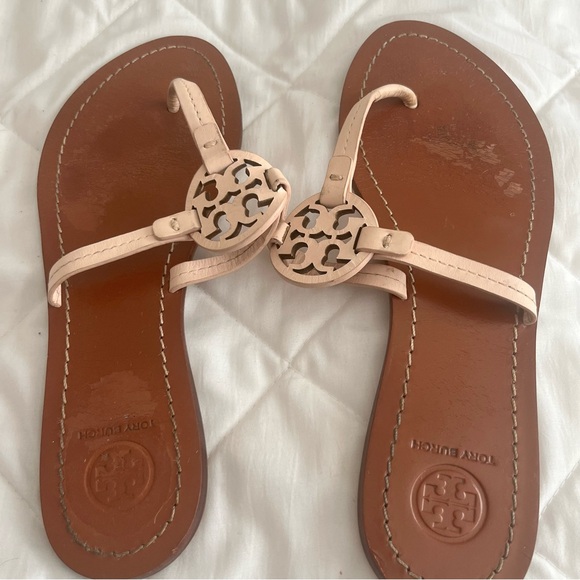Tory Burch Shoes - Tory Burch Tan and Cream Leather Sandals